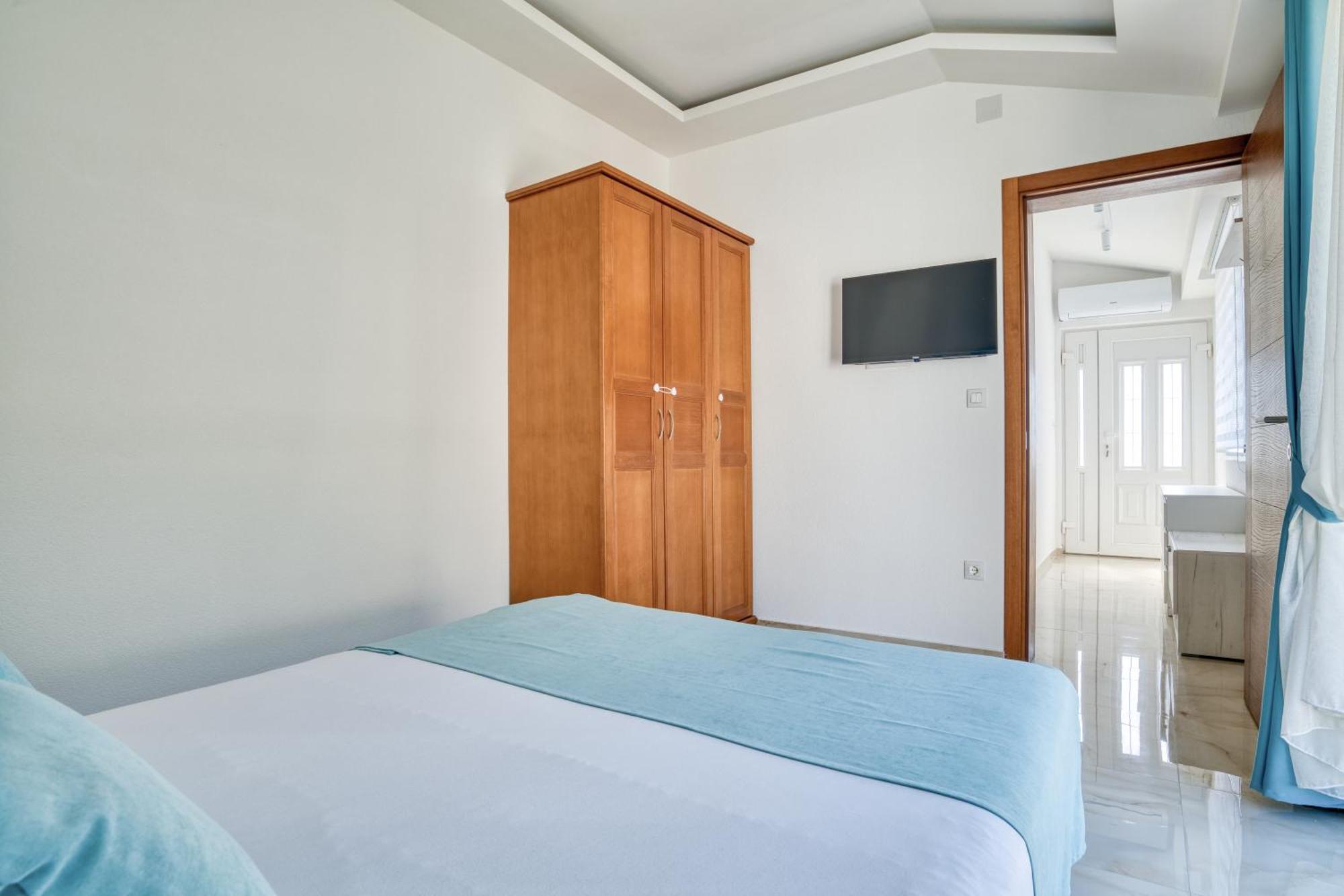Apartments Ljubica Херцег-Нови Экстерьер фото