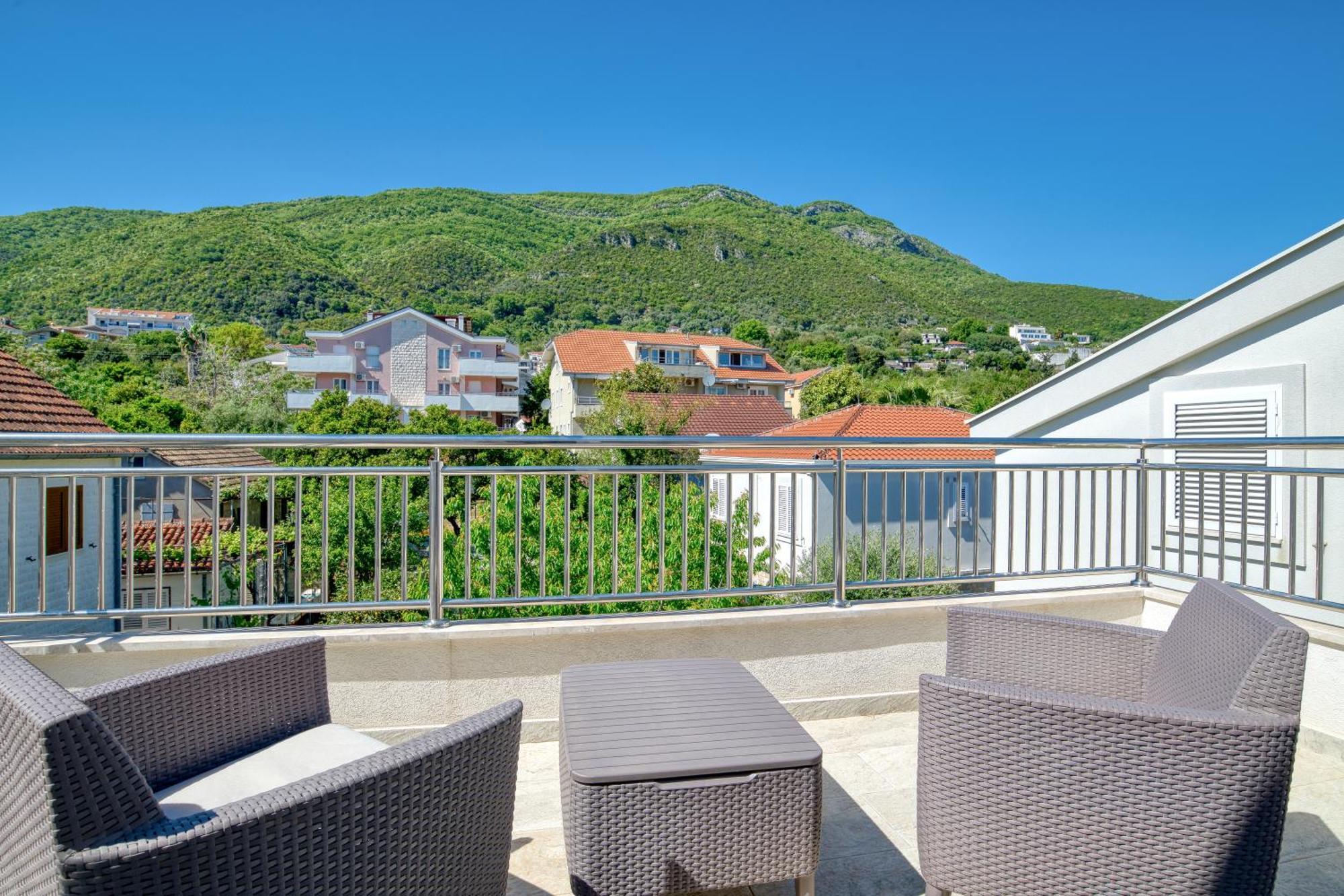 Apartments Ljubica Херцег-Нови Экстерьер фото