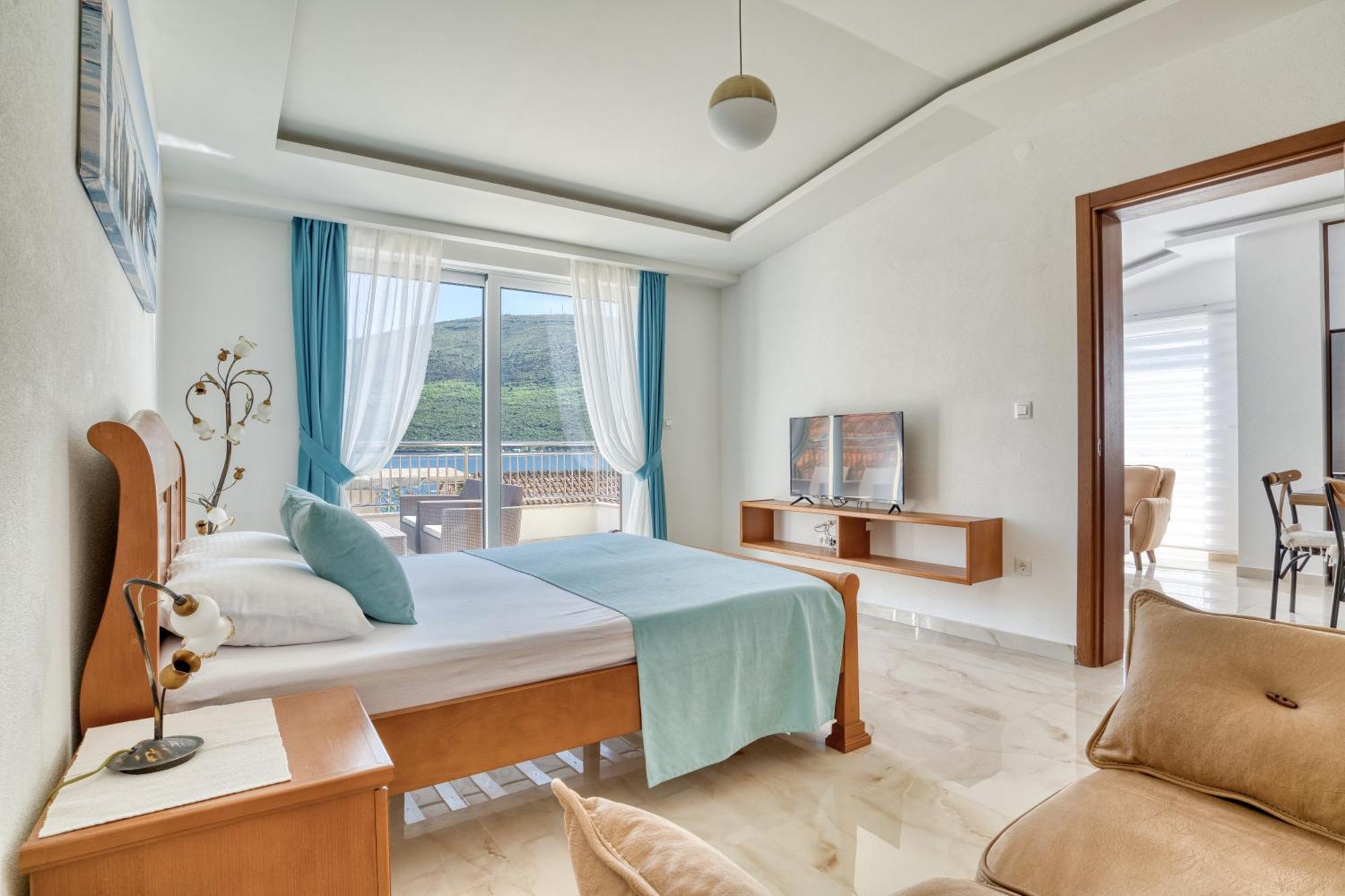 Apartments Ljubica Херцег-Нови Экстерьер фото