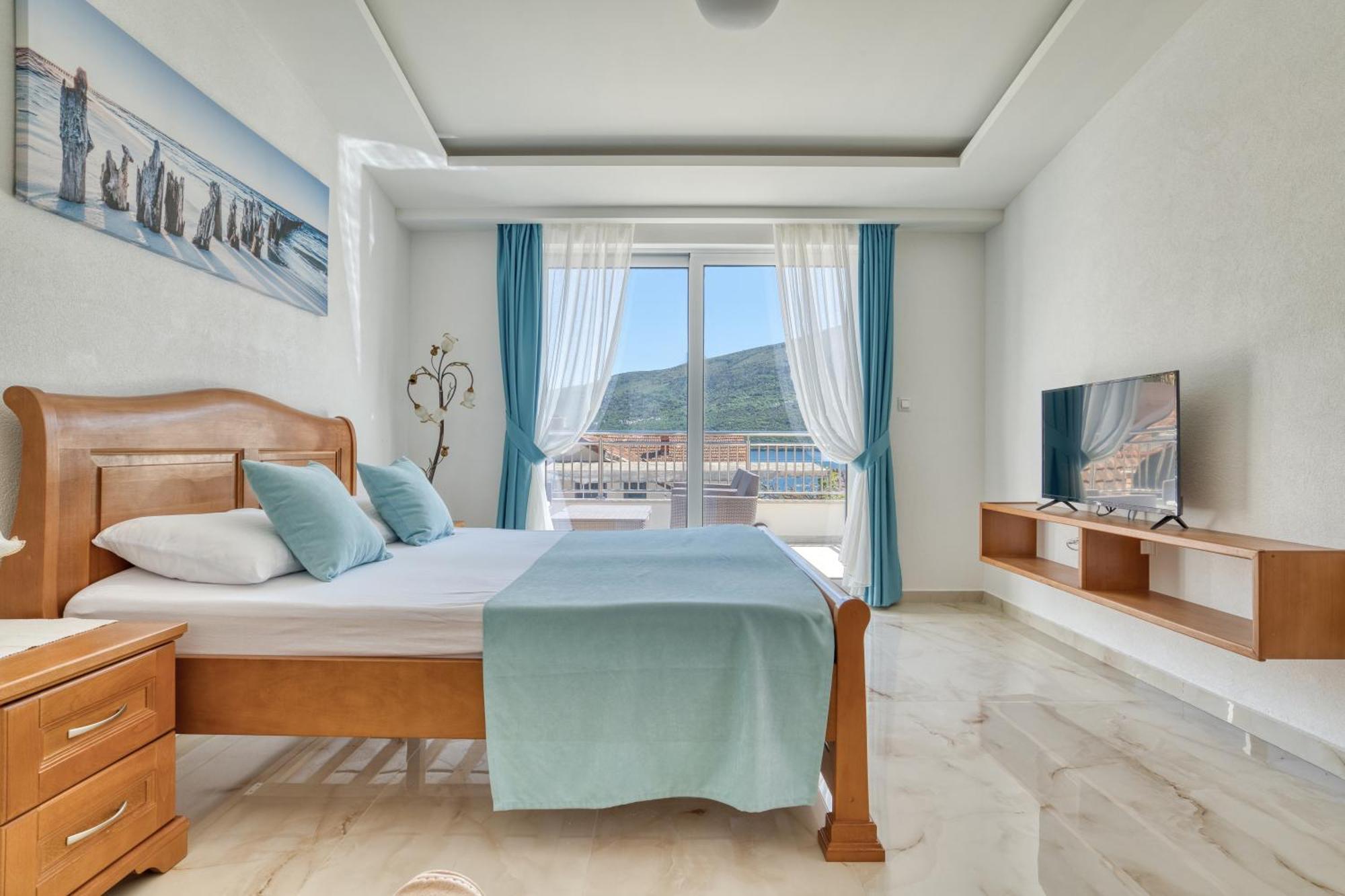 Apartments Ljubica Херцег-Нови Экстерьер фото