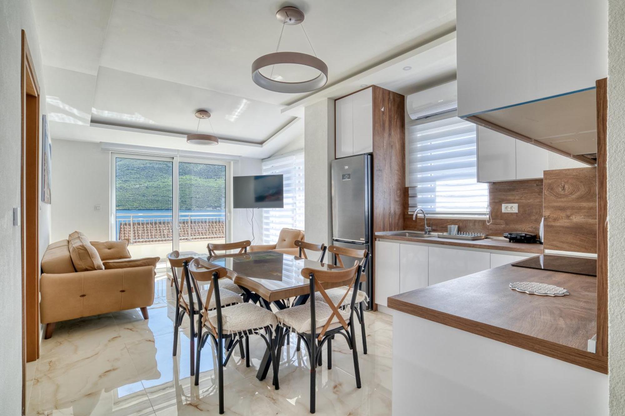 Apartments Ljubica Херцег-Нови Экстерьер фото