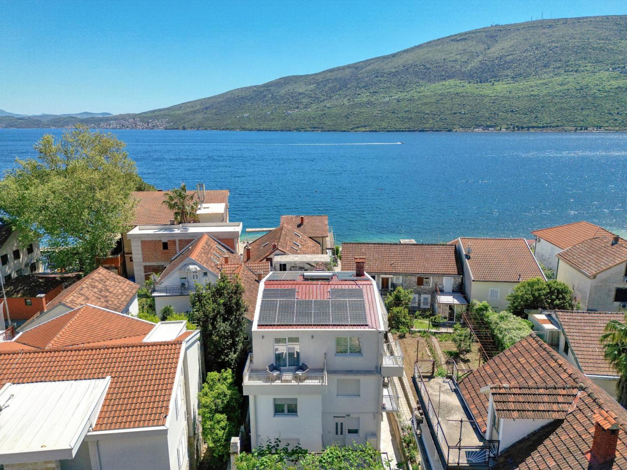 Apartments Ljubica Херцег-Нови Экстерьер фото